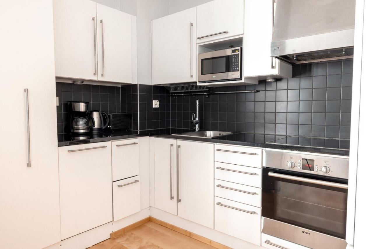 2Ndhomes Stylish 1Br Home With Balcony And Sauna In Kamppi Center Хельсинки Экстерьер фото